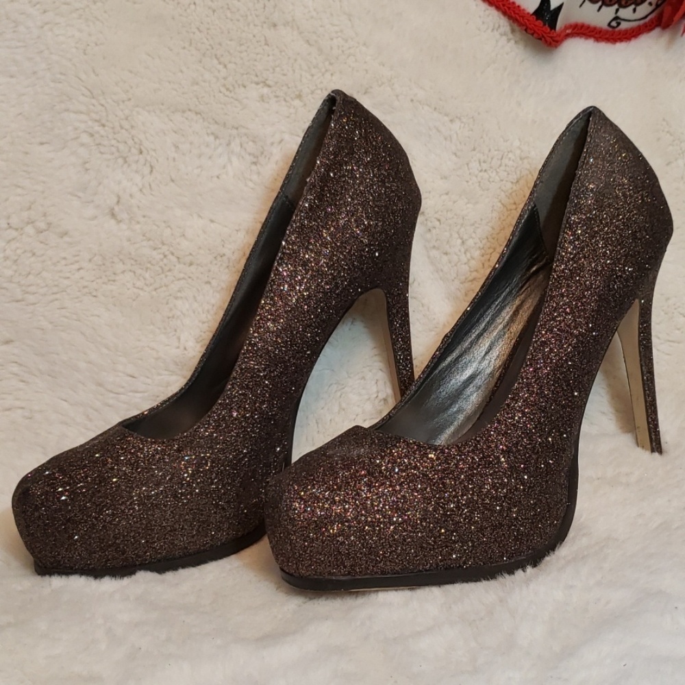 💚Madden girl Bling pumps